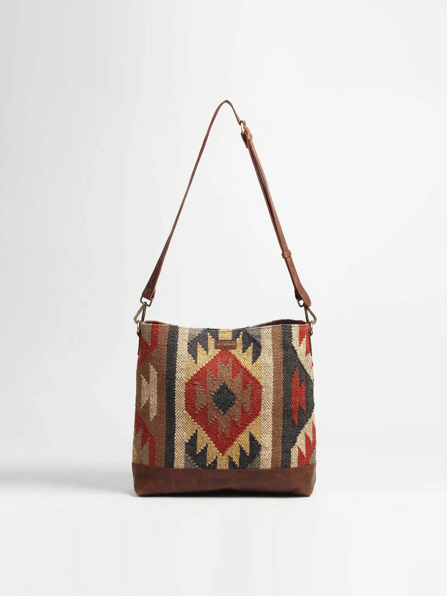 AUSTERE - KILIM &  LEATHER HAND  BAG