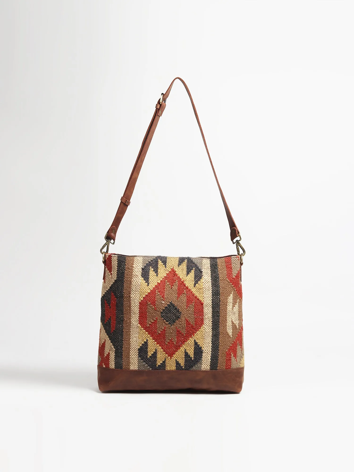 AUSTERE - KILIM &  LEATHER HAND  BAG