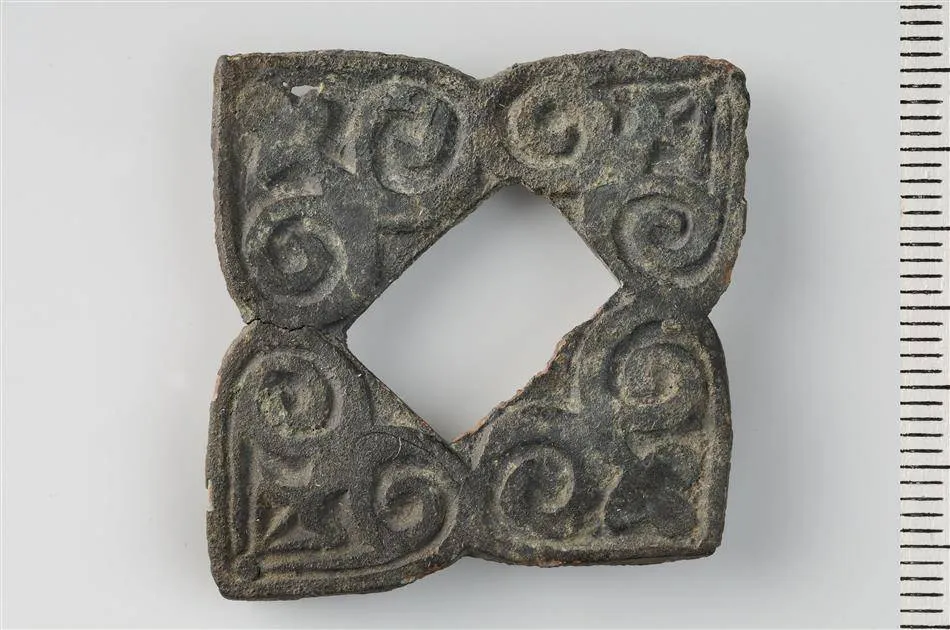 Birka Purse Fittings - Hungarian Foliate
