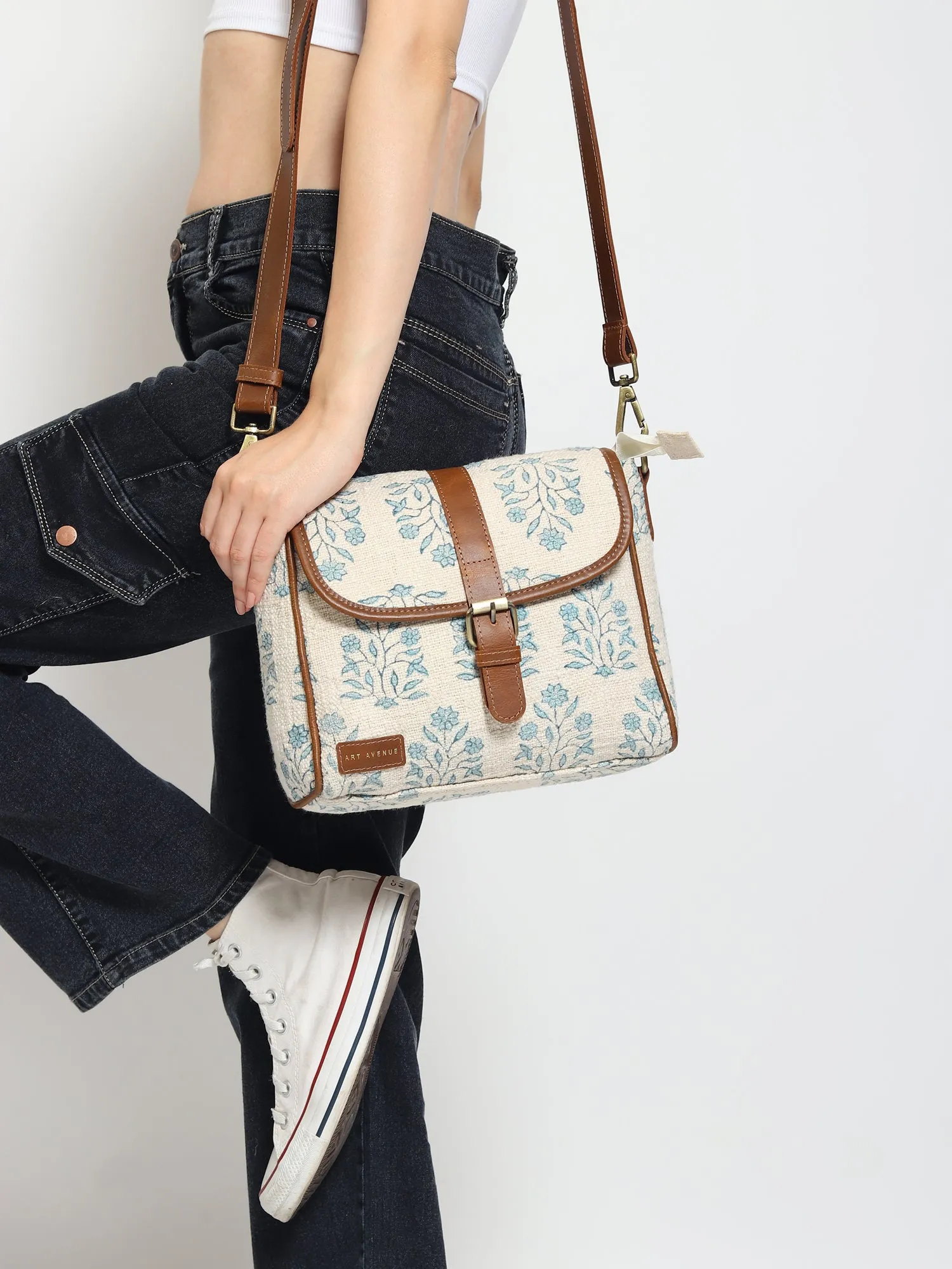 CARTER - COTTON PRINTED & LEATHER SLING BAG