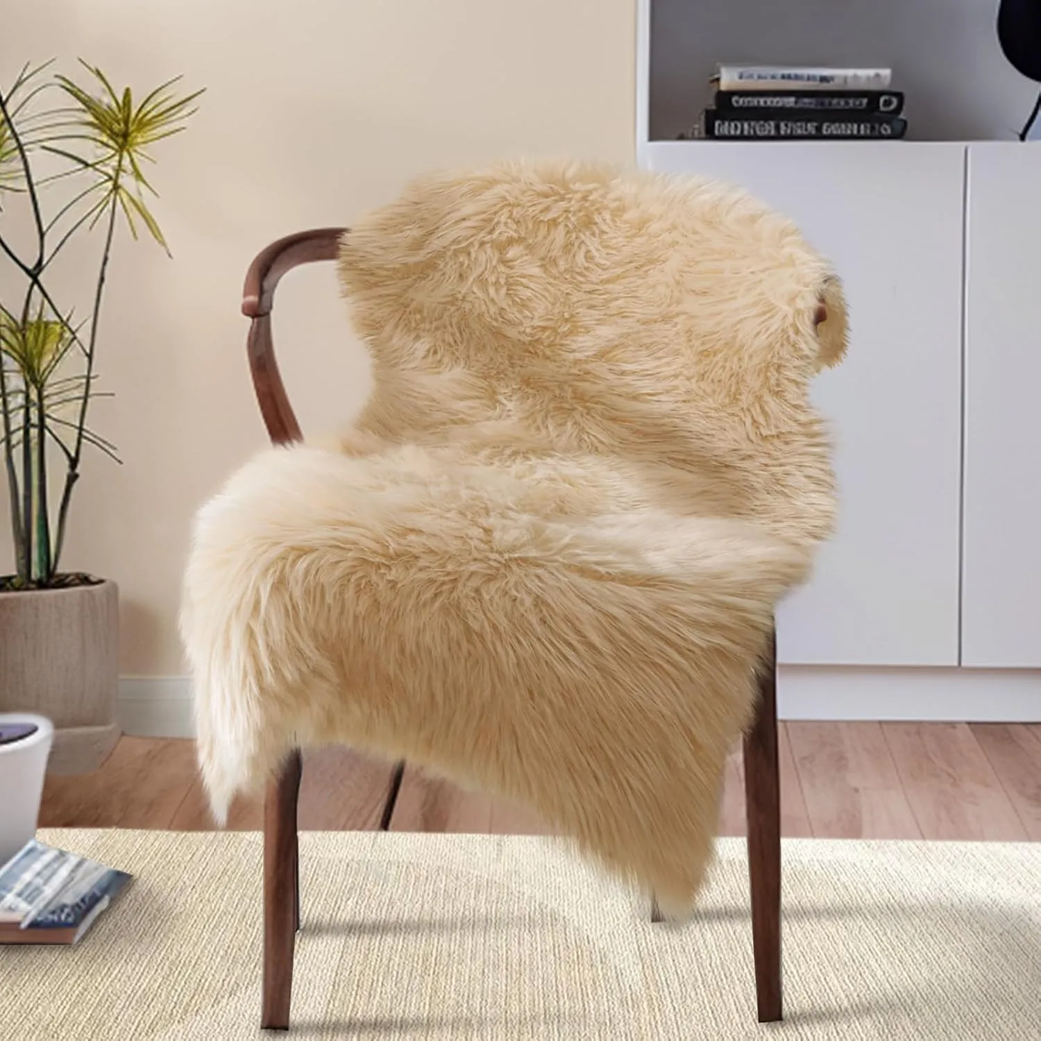 Ciicool Faux Sheepskin Rugs Soft Faux Fur Rug Beige Fluffy Rug Chair Couch Cover Fuzzy Carpet for Bedroom Floor Sofa Living Room 2x3 Feet