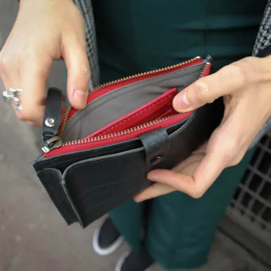 Costa Vegan Wristlet Purse (4 colours available)