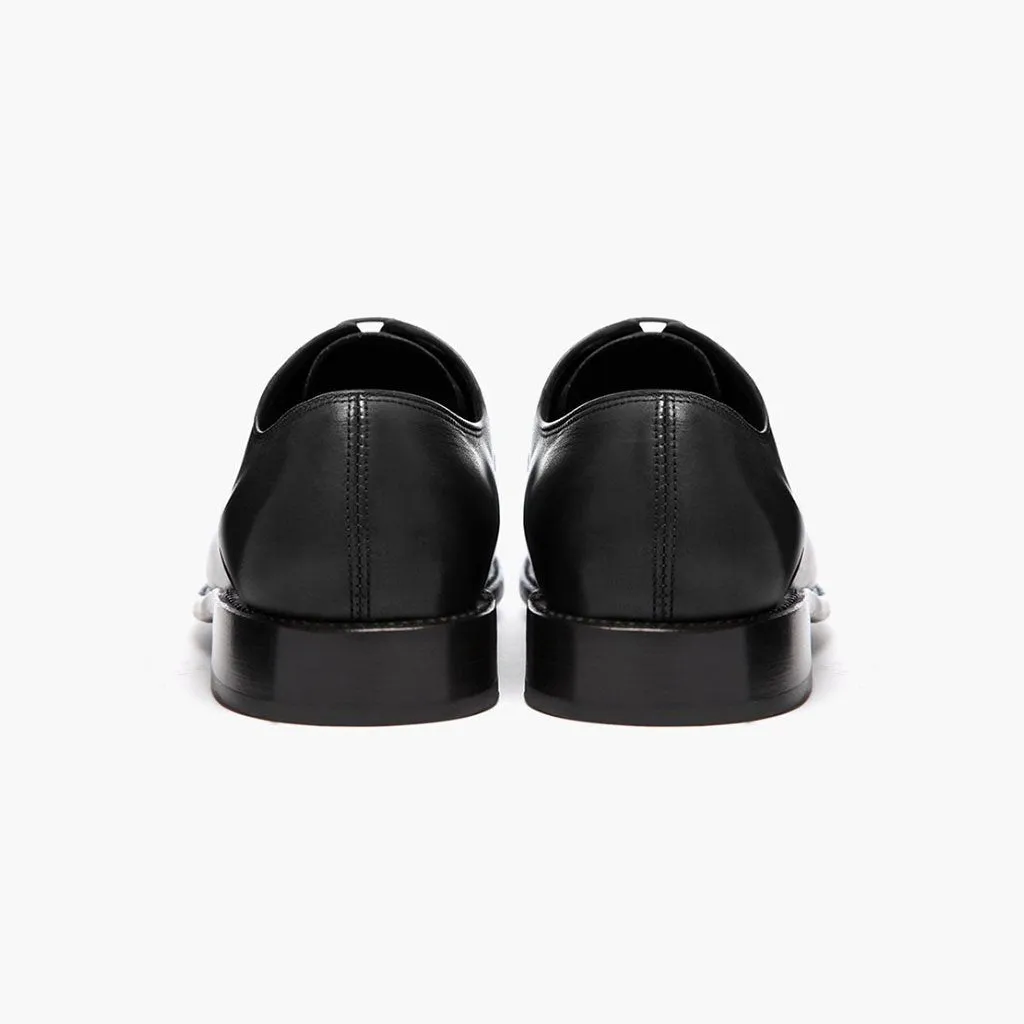 Executive | Black