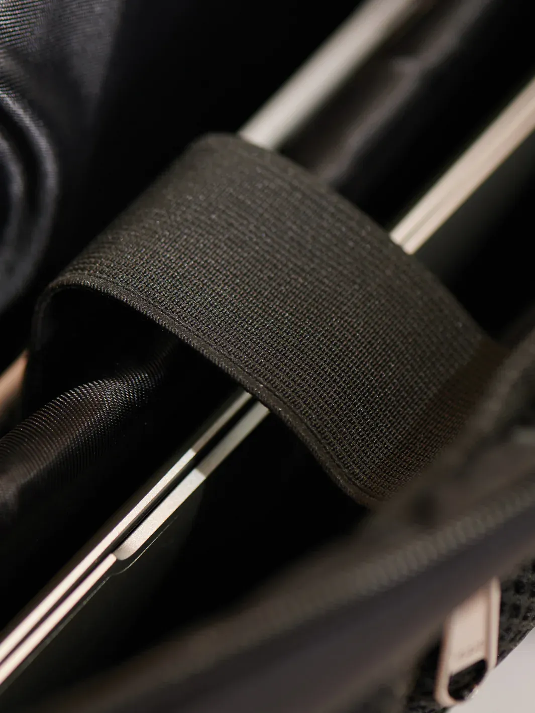 EZRI Elite Backpack