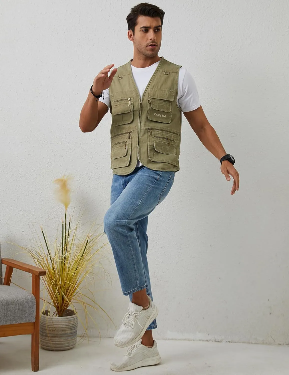 Gihuo Men's Fishing Vest Casual Utility Travel Safari Cargo Outdoor Work Photo Fly Vest Jacket with Multi Pockets