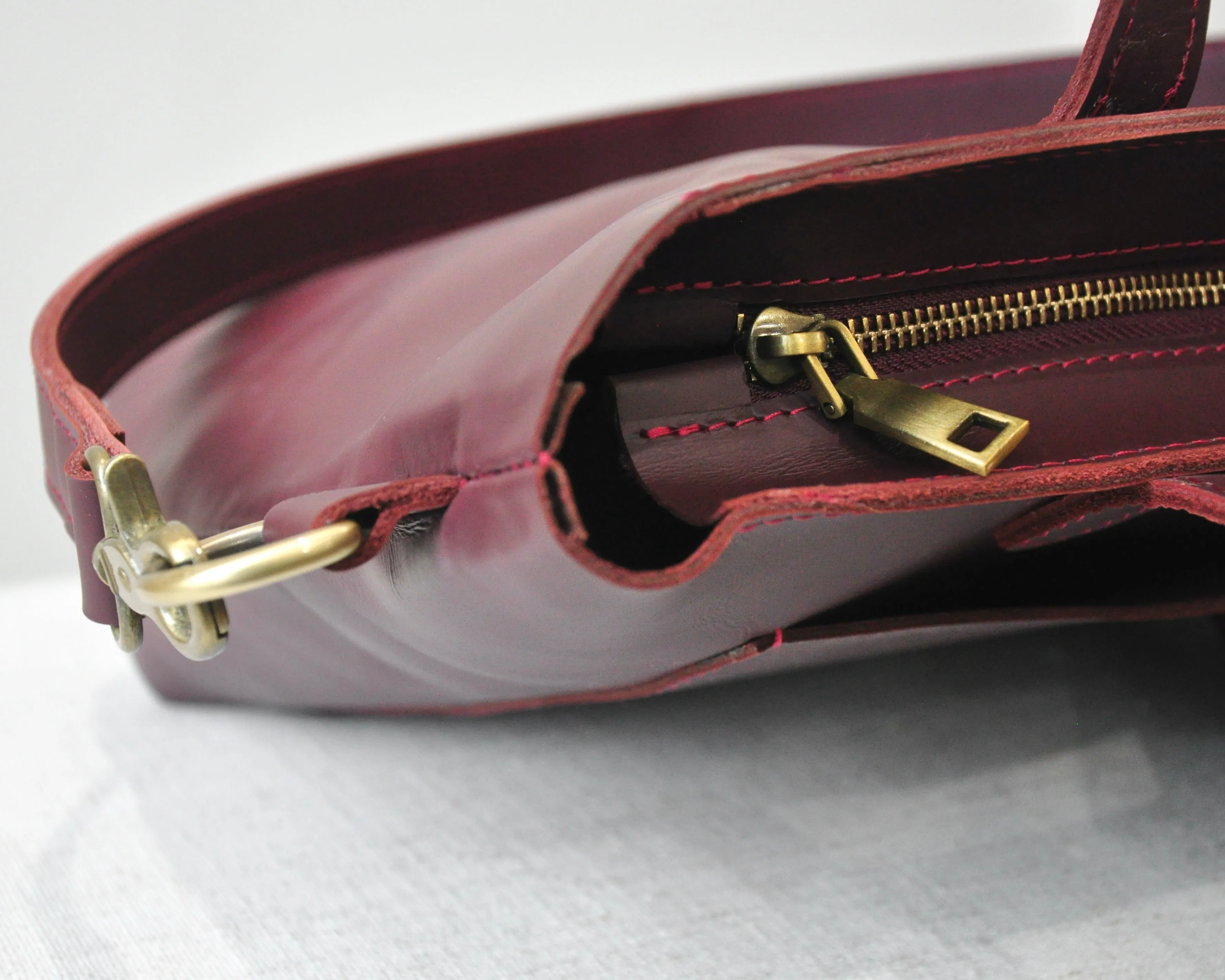 Gondar Crossbody Bag