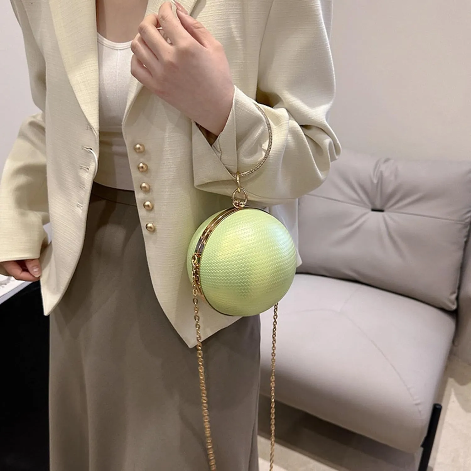 Handbag Spherical Small Round Bag Women's Shoulder Bag Laser Shining Fashion Dinner Bag Handheld Chain Clip Women's Bag