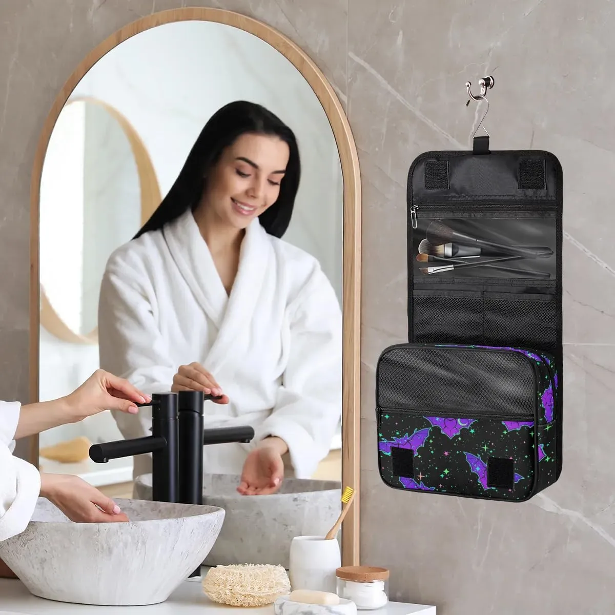 Hanging Toiletry Bag Gothic Bat Halloween Women Travel Makeup Bag Organizer Toiletries Bag for Travel Size Essentials Accessories Cosmetics