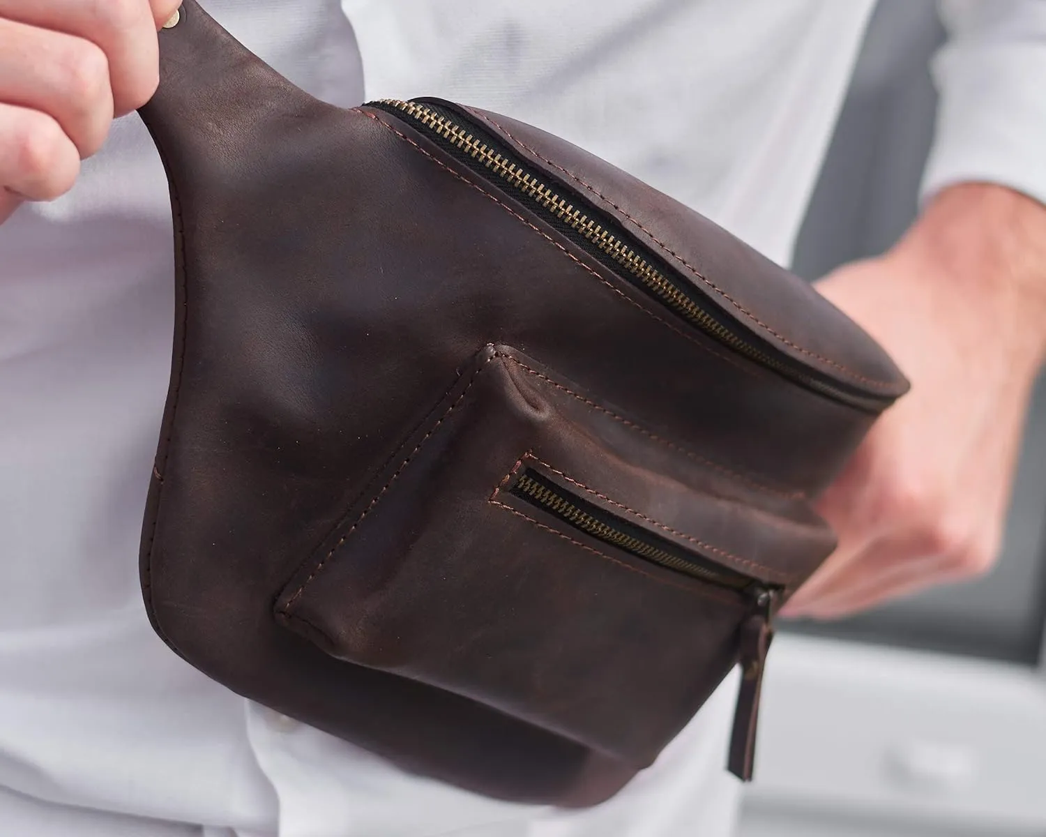 INCARNE Leather Fanny Pack Made of Full Grain Leather - Leather Bum Bag - Handmade Cute Waist Purse (Brown)