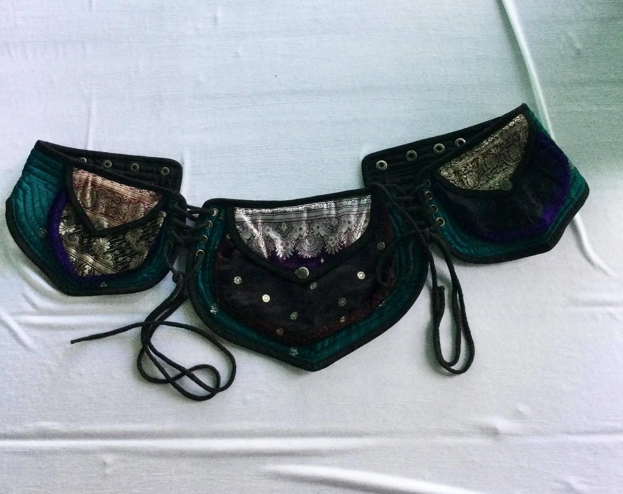 Indian Silk Utility Belt 3 Triangle Pocket