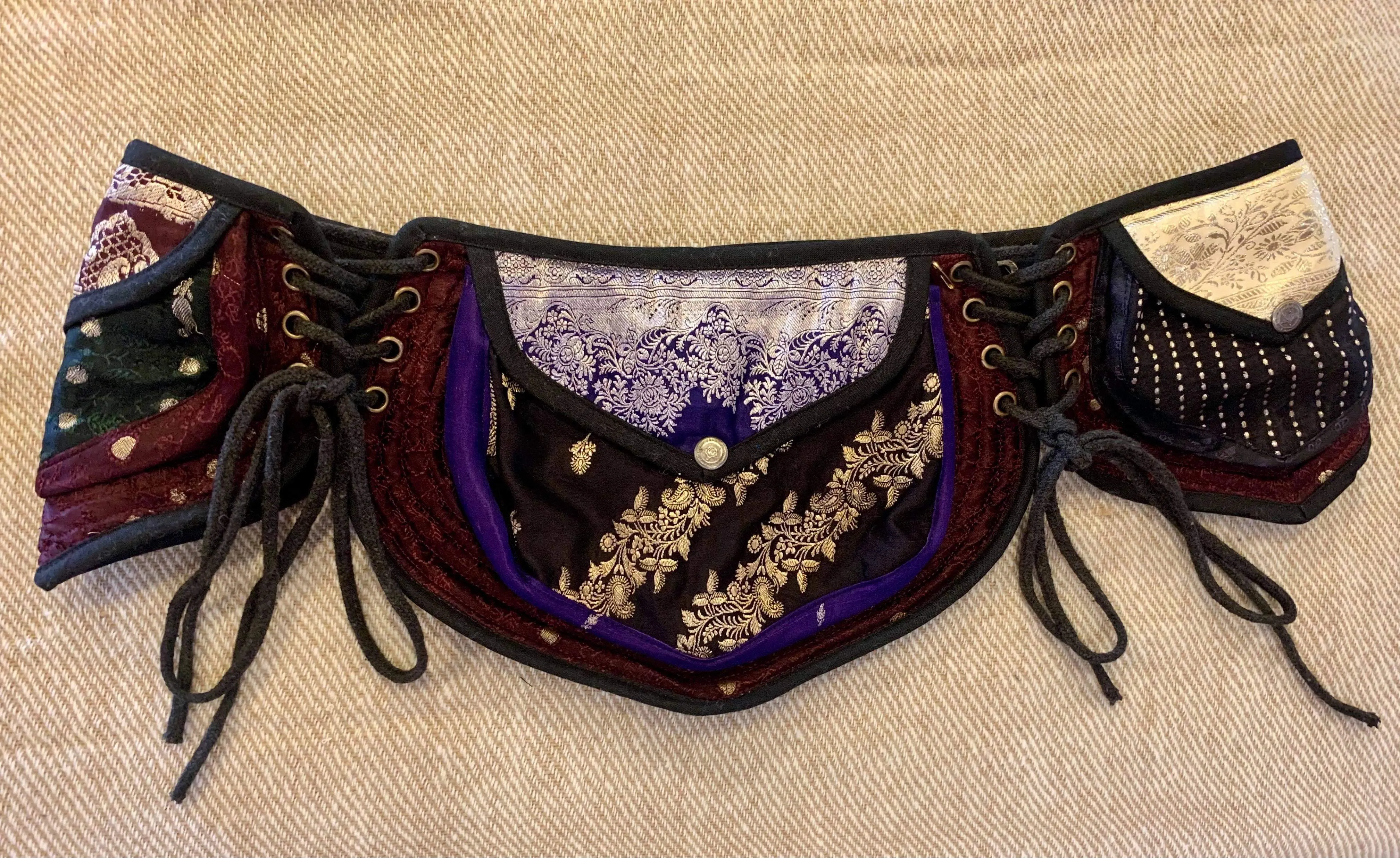 Indian Silk Utility Belt 3 Triangle Pocket