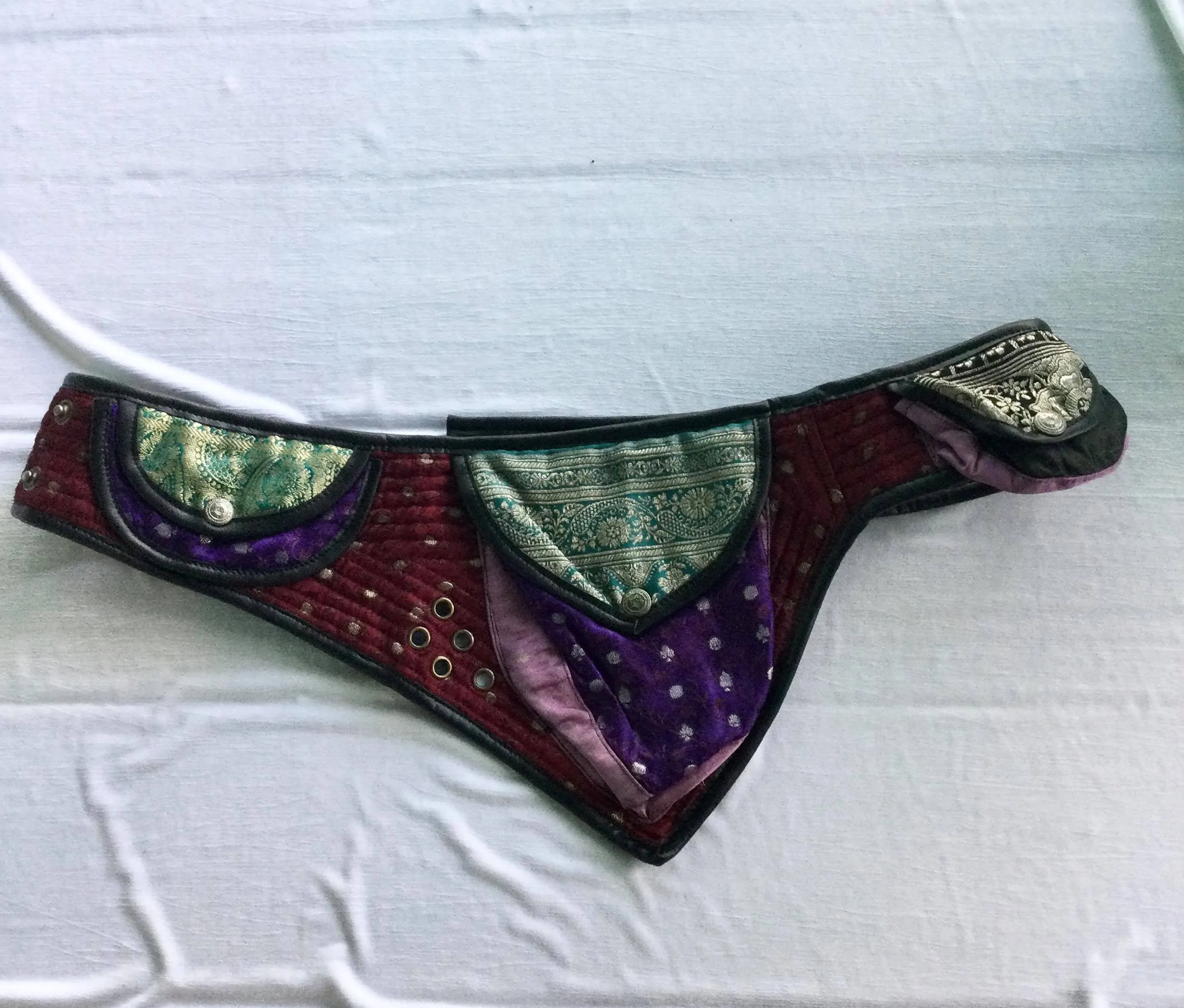 Indian Silk Utility Belt 3 Triangle Pocket