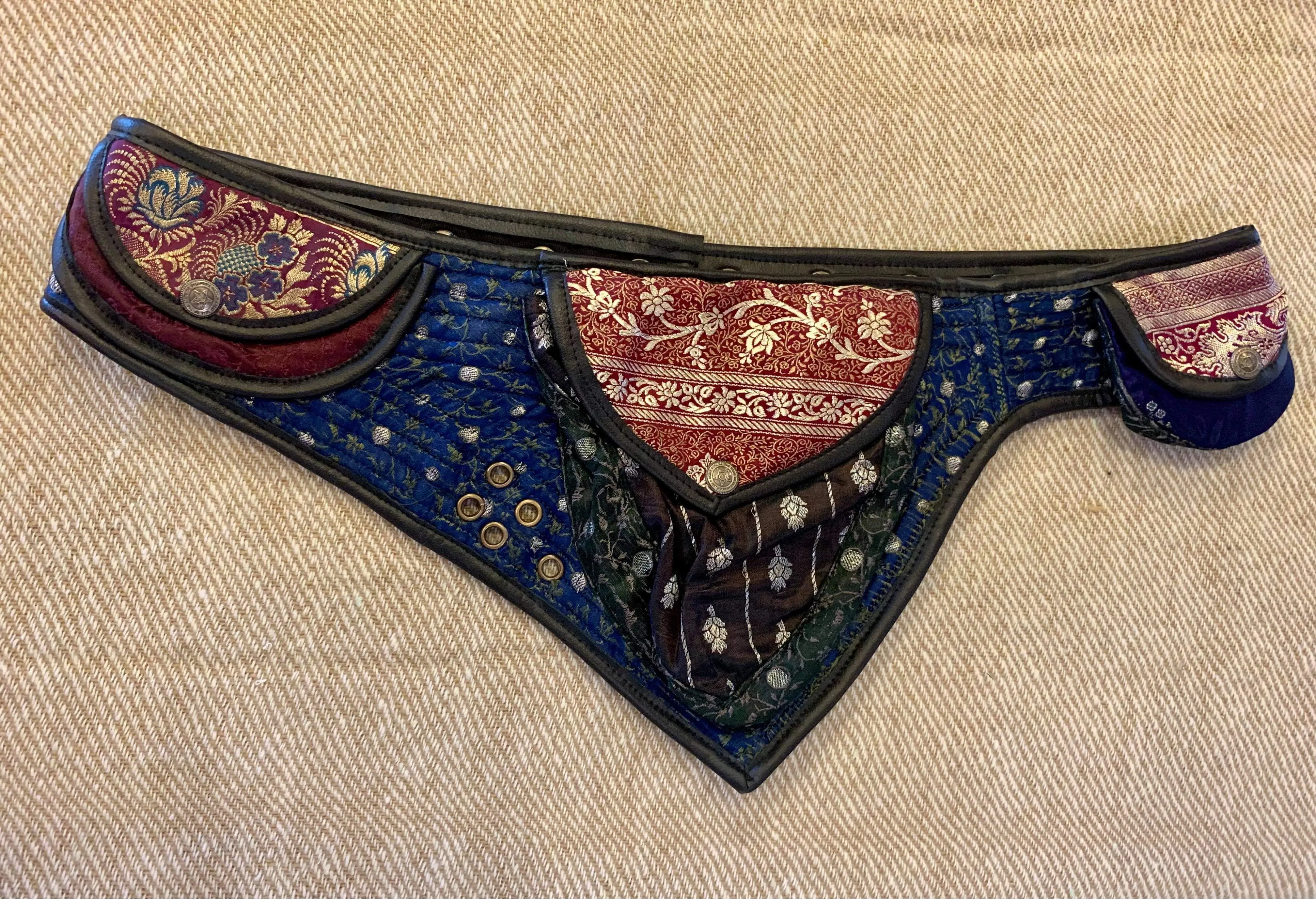 Indian Silk Utility Belt 3 Triangle Pocket