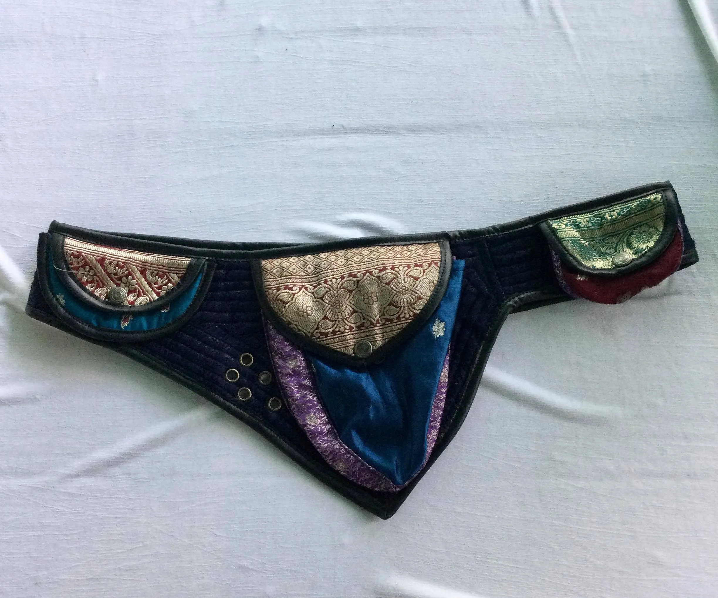 Indian Silk Utility Belt 3 Triangle Pocket