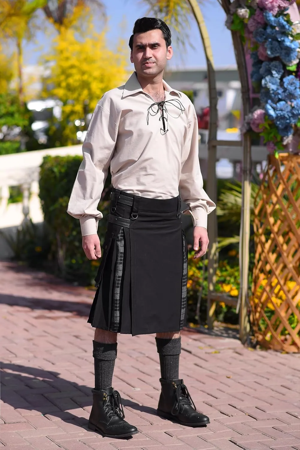 Men Modern Hybrid Tartan Kilt with Cargo Pocket