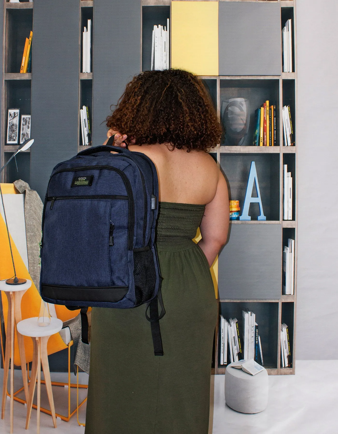 Qinol YCA-16 Unisex Travel 15” Laptop Backpack with USB Charging Port