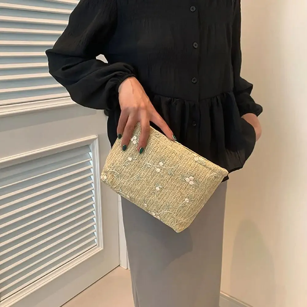 Rattan Handheld Straw Clutch Wristlet