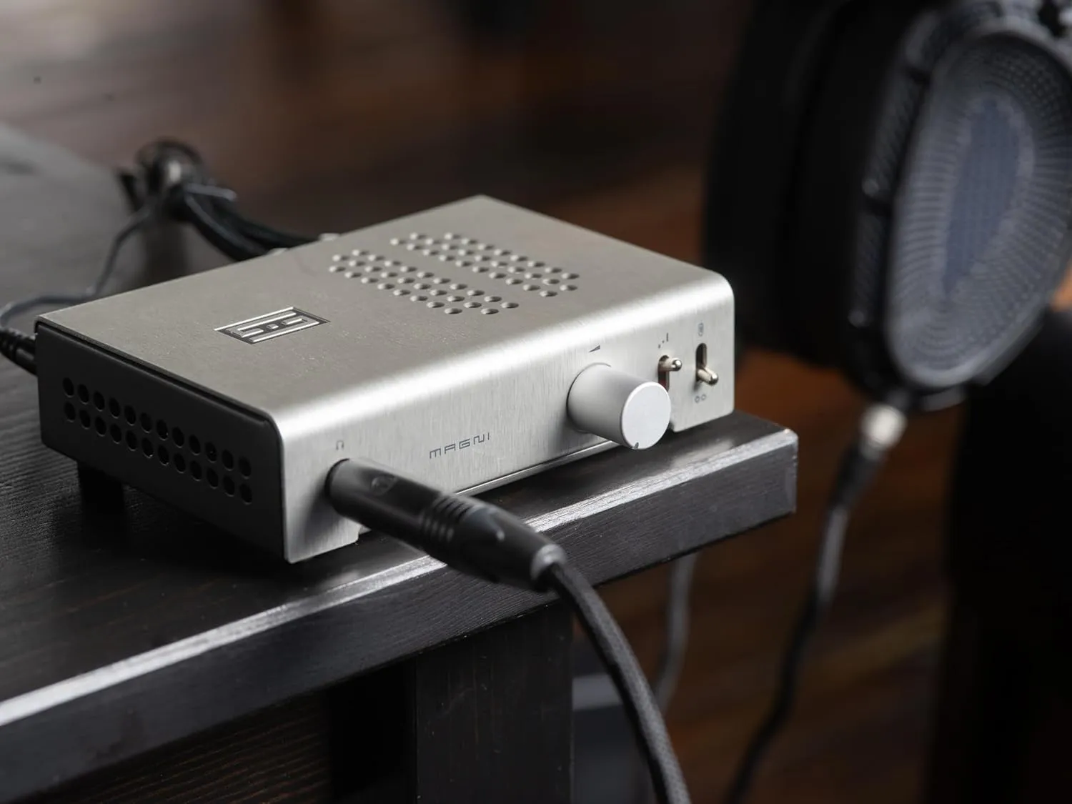 Schiit Magni Unity Fully Discrete Headphone Amp and Preamp with Internal Integrated USB DAC - Silver