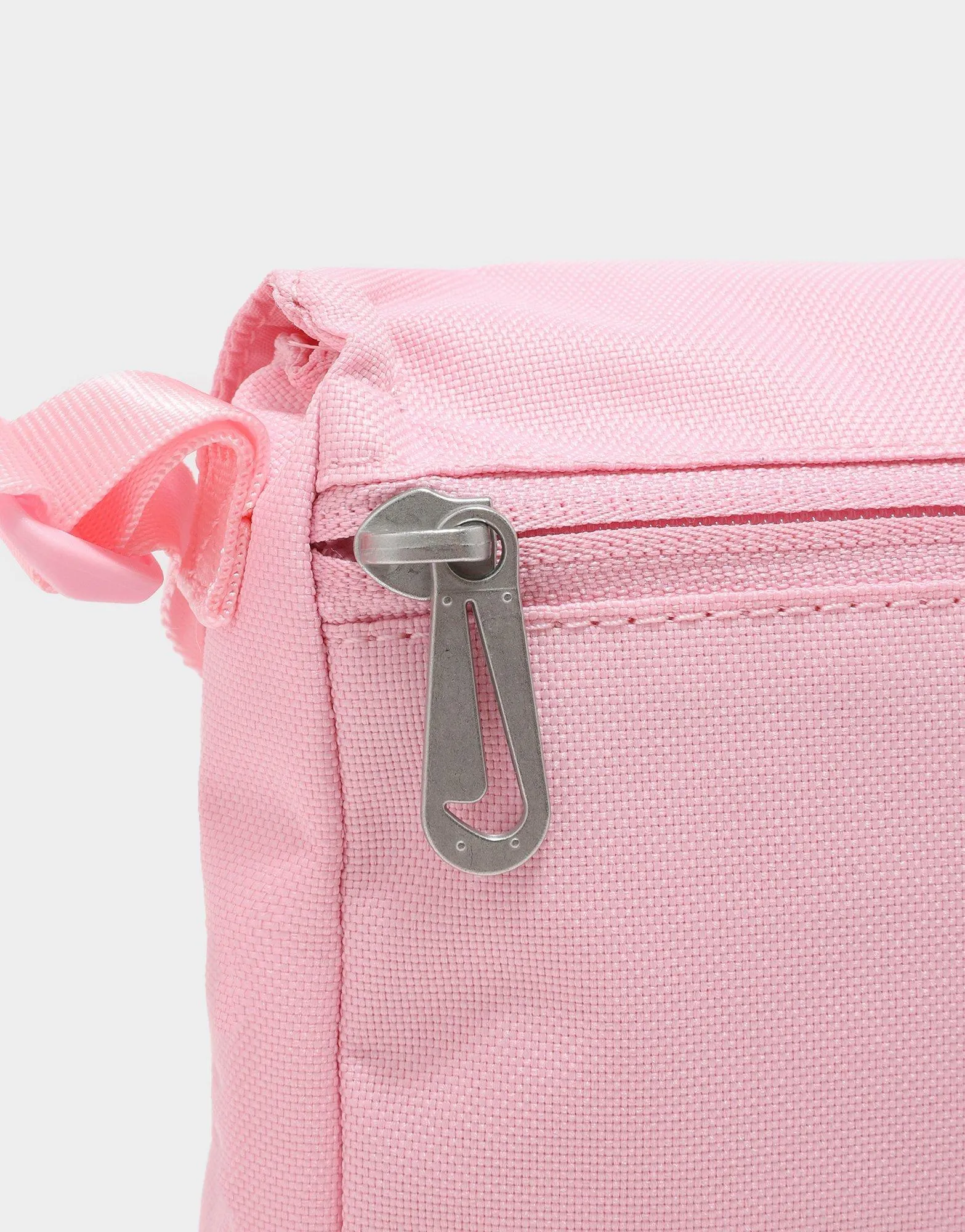 Sportswear Futura 365 Crossbody Bag