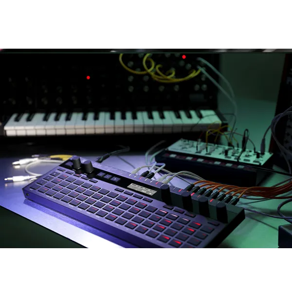 SQ-64 Poly Sequencer