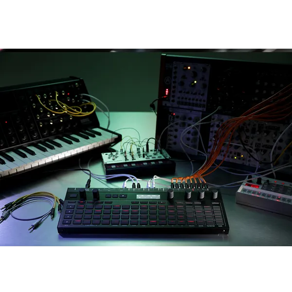 SQ-64 Poly Sequencer