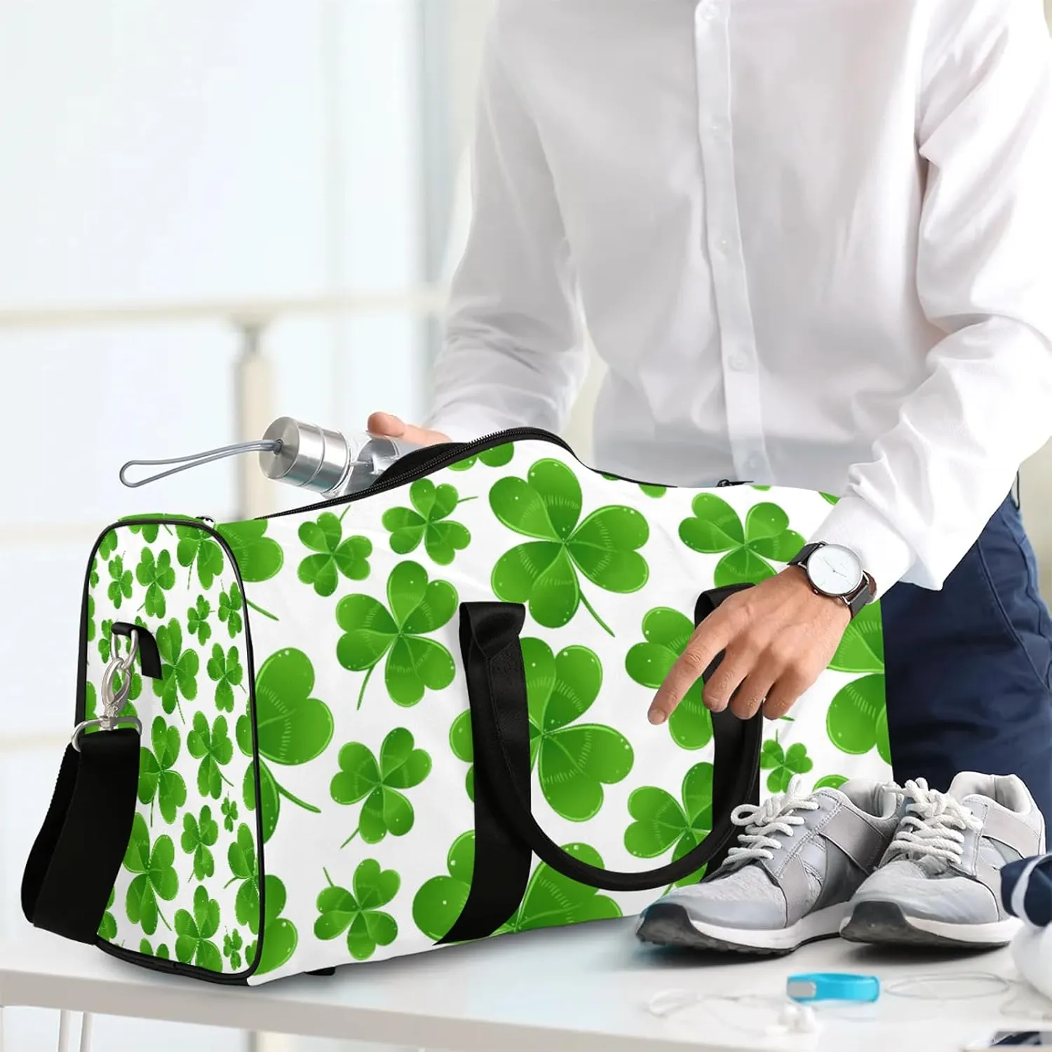 St Patricks Day Green Clover Travel Duffle Bag, Weekender Bags for Women Men, Carry on Overnight Bag Waterproof Gym Bags, Hospital Bag for Labor and Delivery