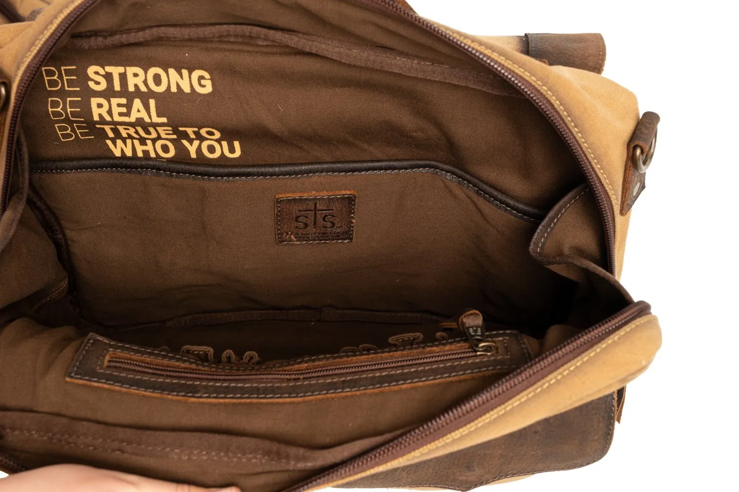 STS Ranchwear Mens Buffalo Creek Tan/Chestnut Buffalo Leather Messenger Bag OS