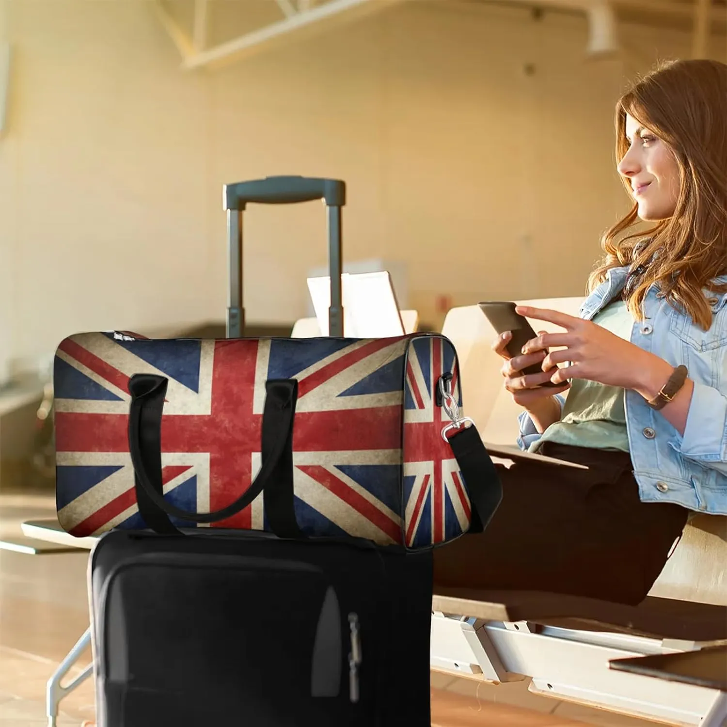 Travel Duffle Bag Flag Retro British Sports Gym Bags for Women Men Weekender Overnight Bags Waterproof Carry On Tote Bag Workout Bag for Dance Swimming Yoga Hospital
