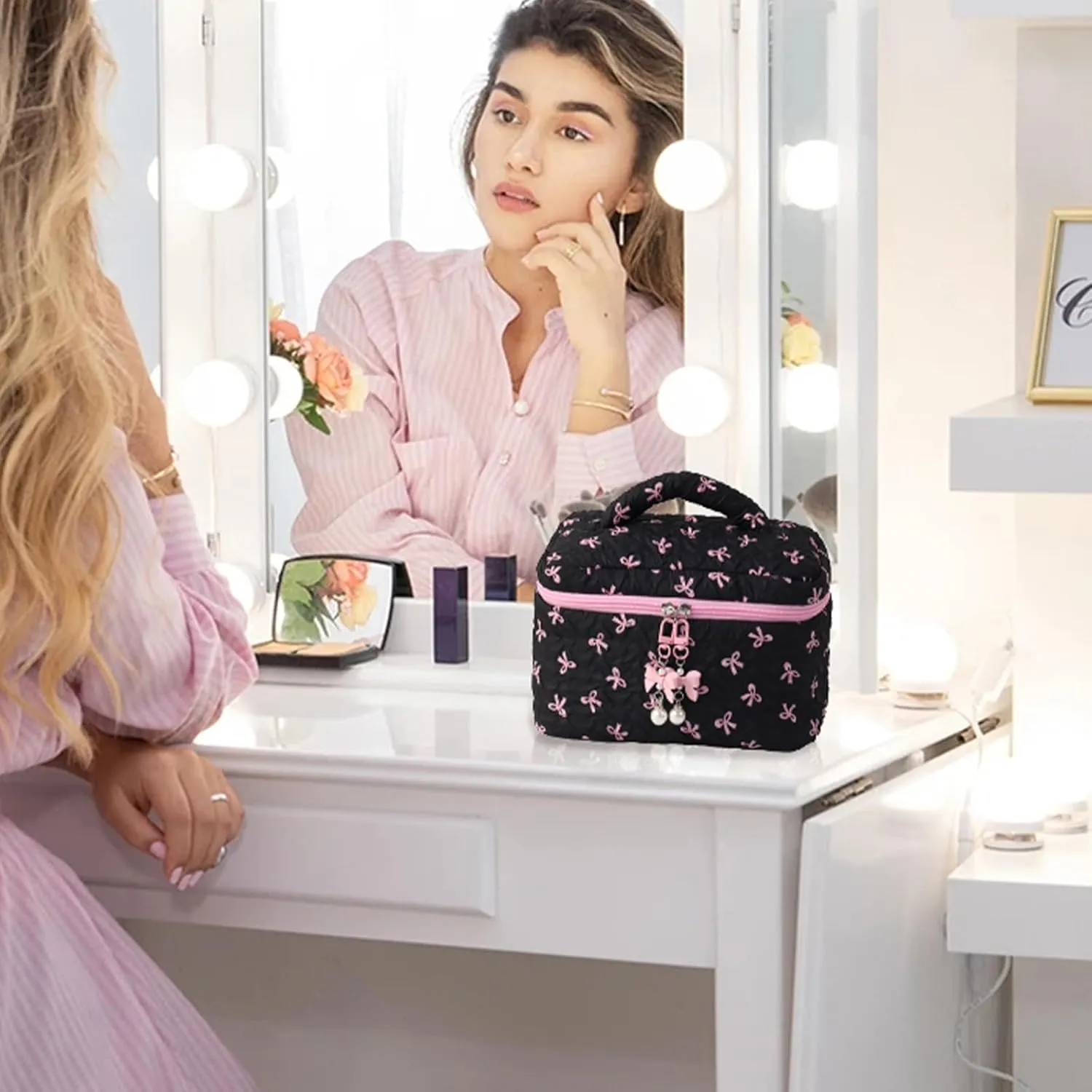 Travel Makeup Bag, Coquette Bow Makeup Pouch, Toiletry Organizer Cosmetic Bags for Women Girl (Bucket Bag, Black Pink)