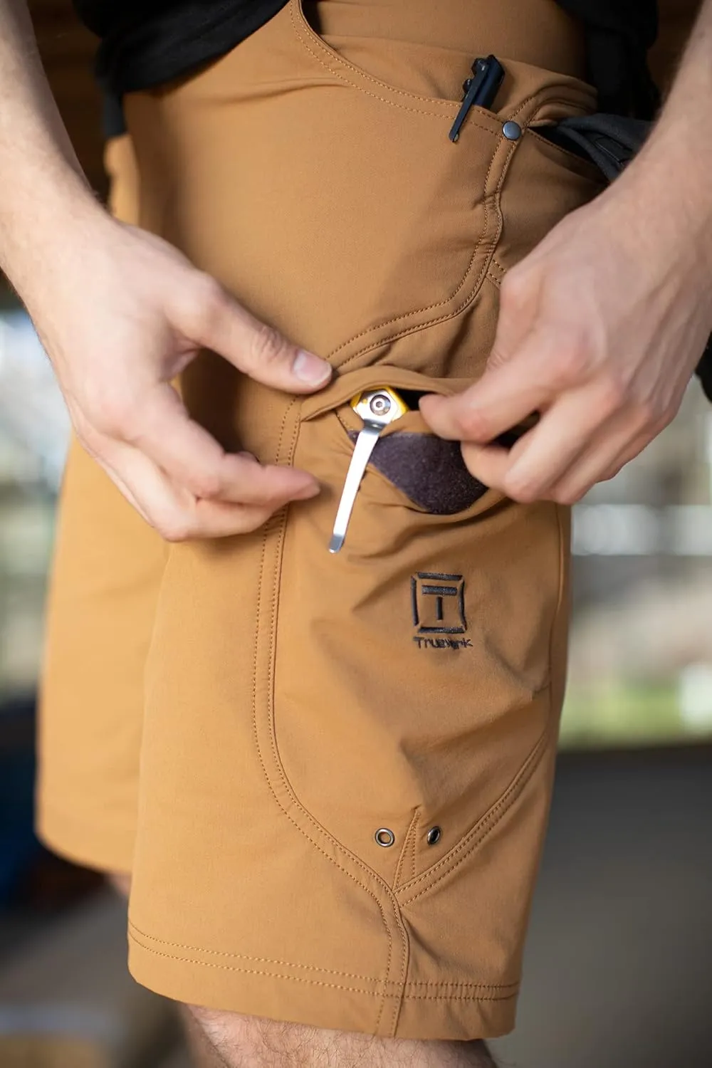 TRUEWERK Men’s Work Shorts - T1 Werkshorts, Moisture Wicking, Multi-Pocket, Tactical Cargo Shorts with 4-Way Stretch