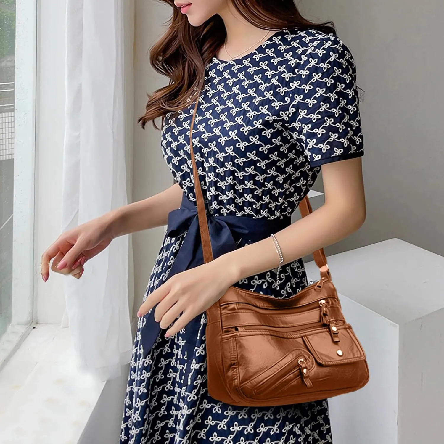 WITERY Crossboby Bag for Women - Soft PU Leather Multi-Pocket Shoulder Bag Handbag with Adjustable Strap