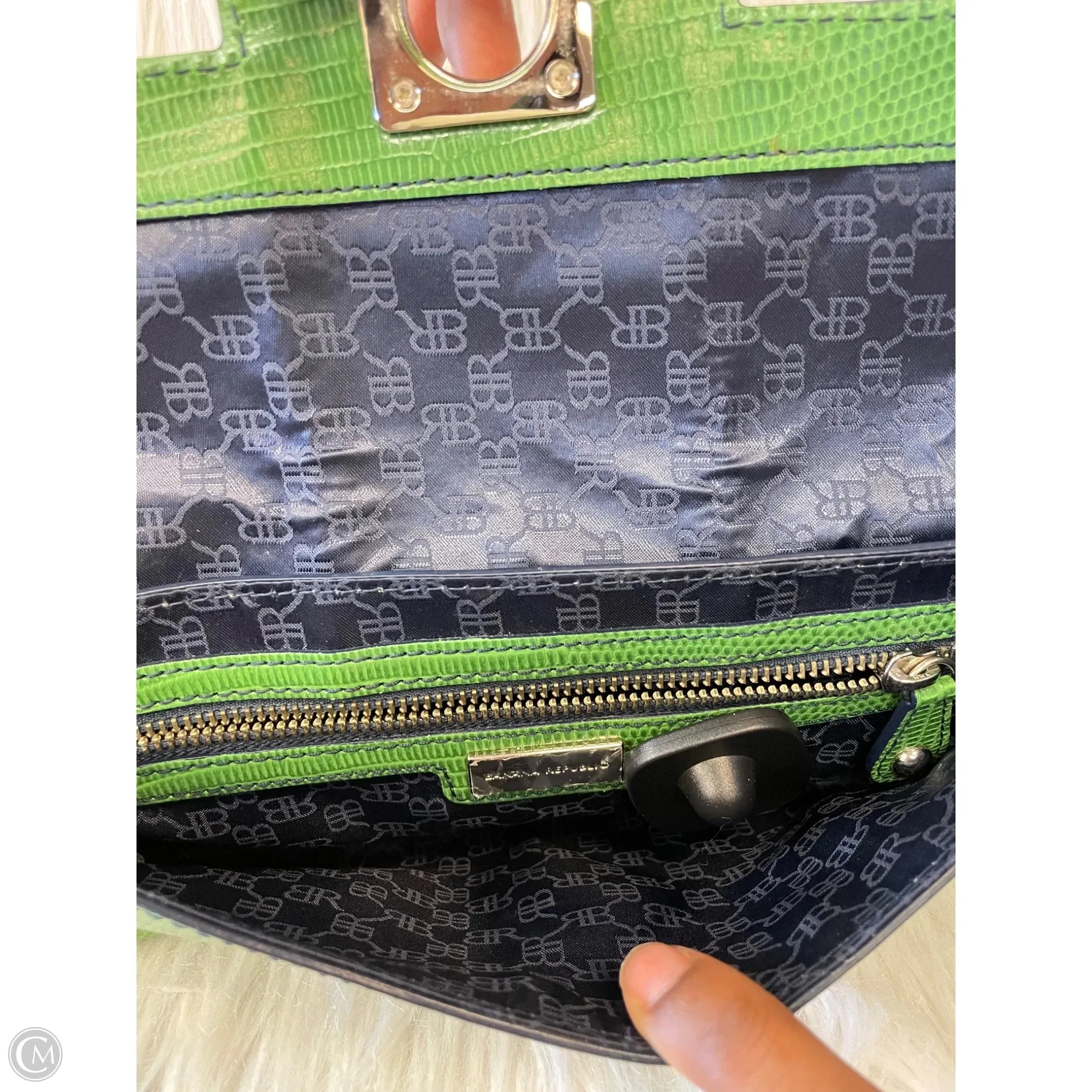 Wristlet Leather By Banana Republic, Size: Medium